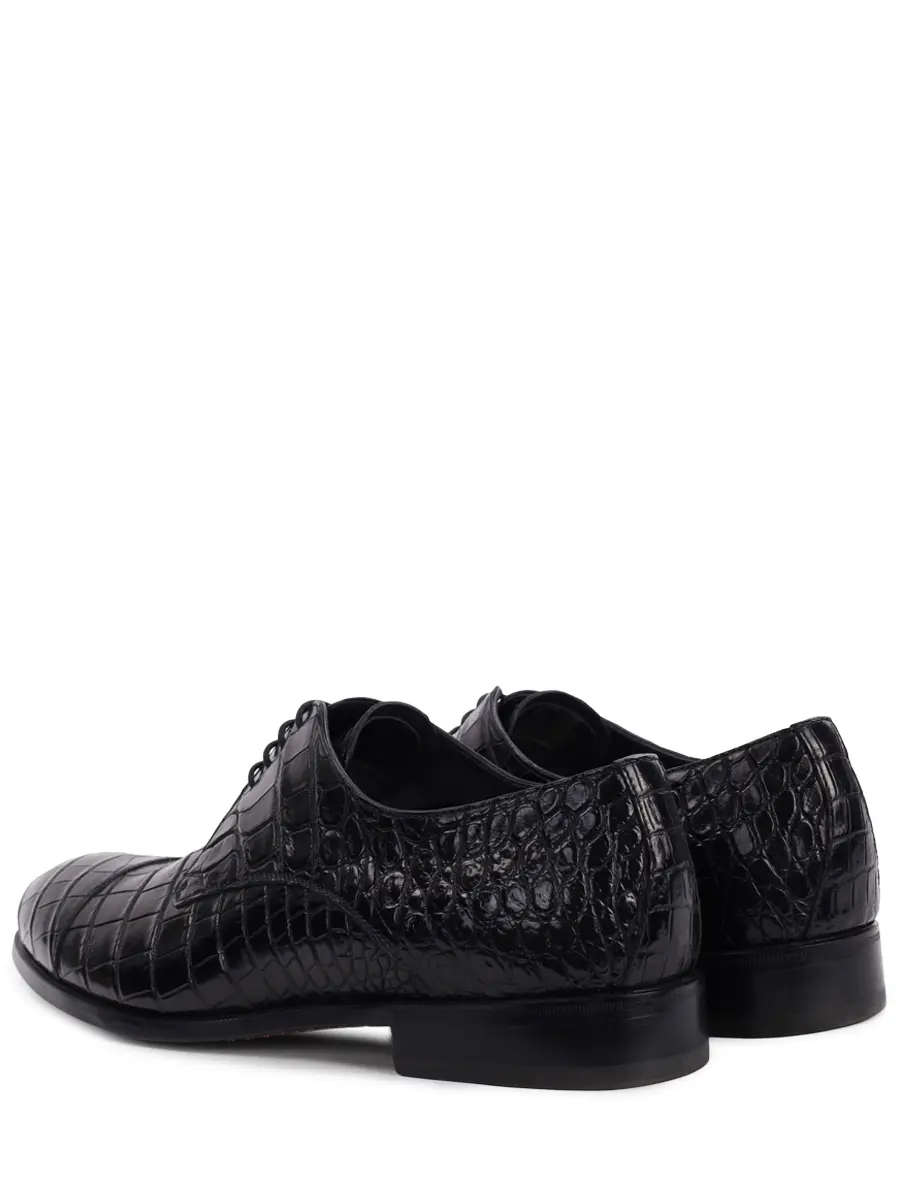 Дерби из кожи крокодила