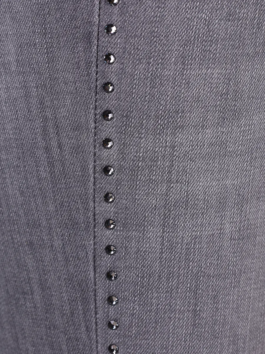 Джинсы с декором