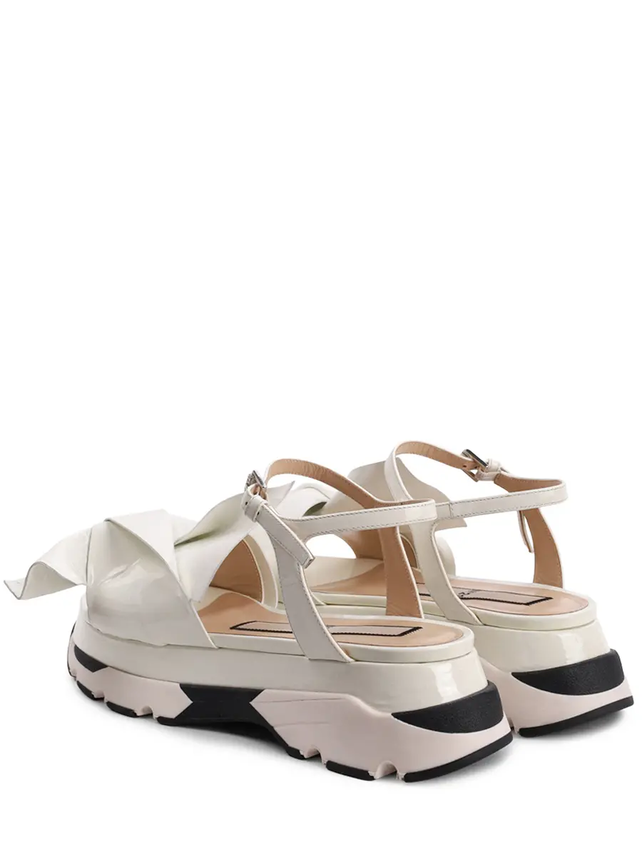 Сандалии кожаные