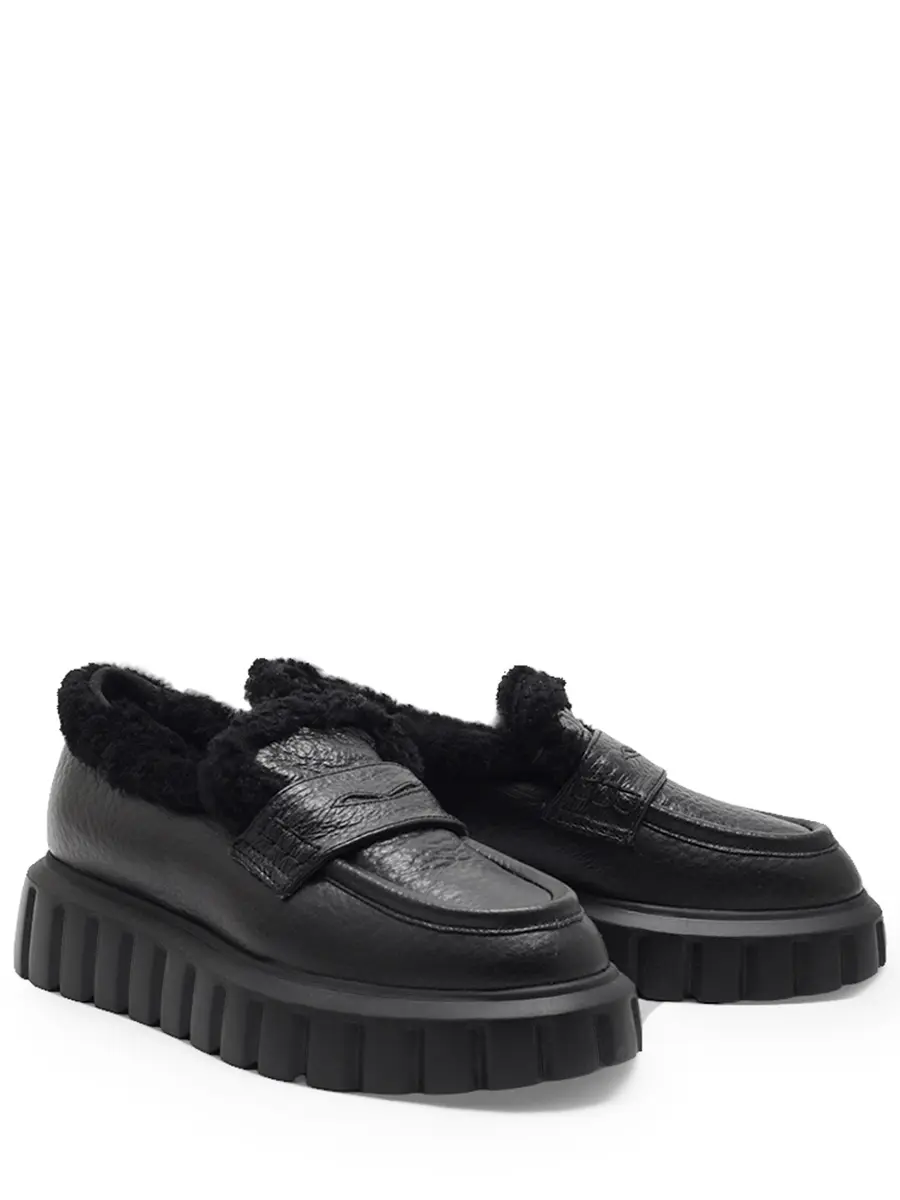Лоферы кожаные на меху