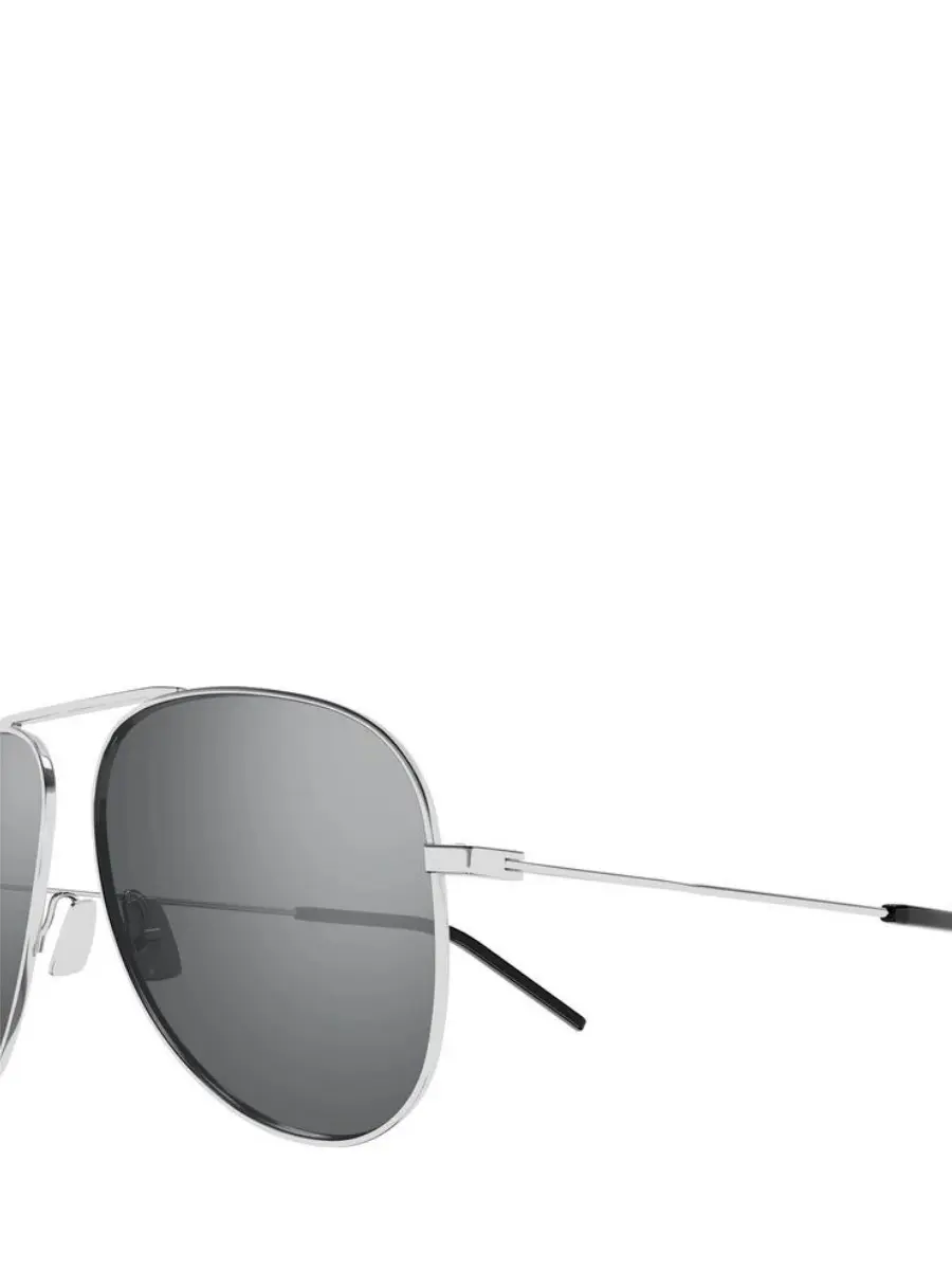 Очки солнцезащитные