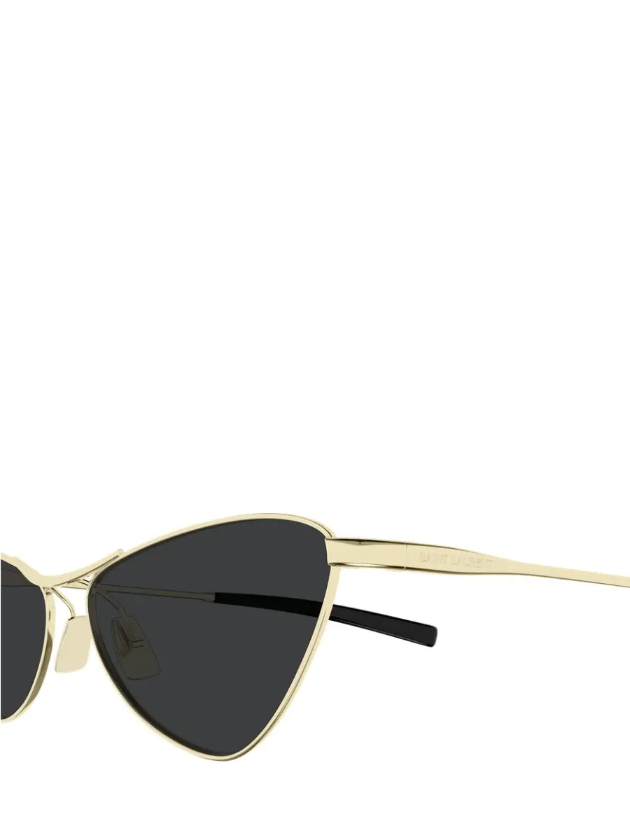 Очки солнцезащитные