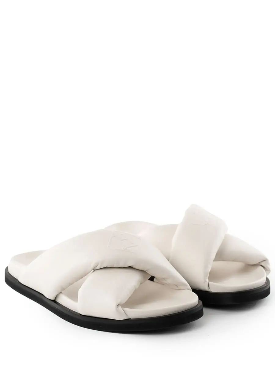 Шлепанцы кожаные