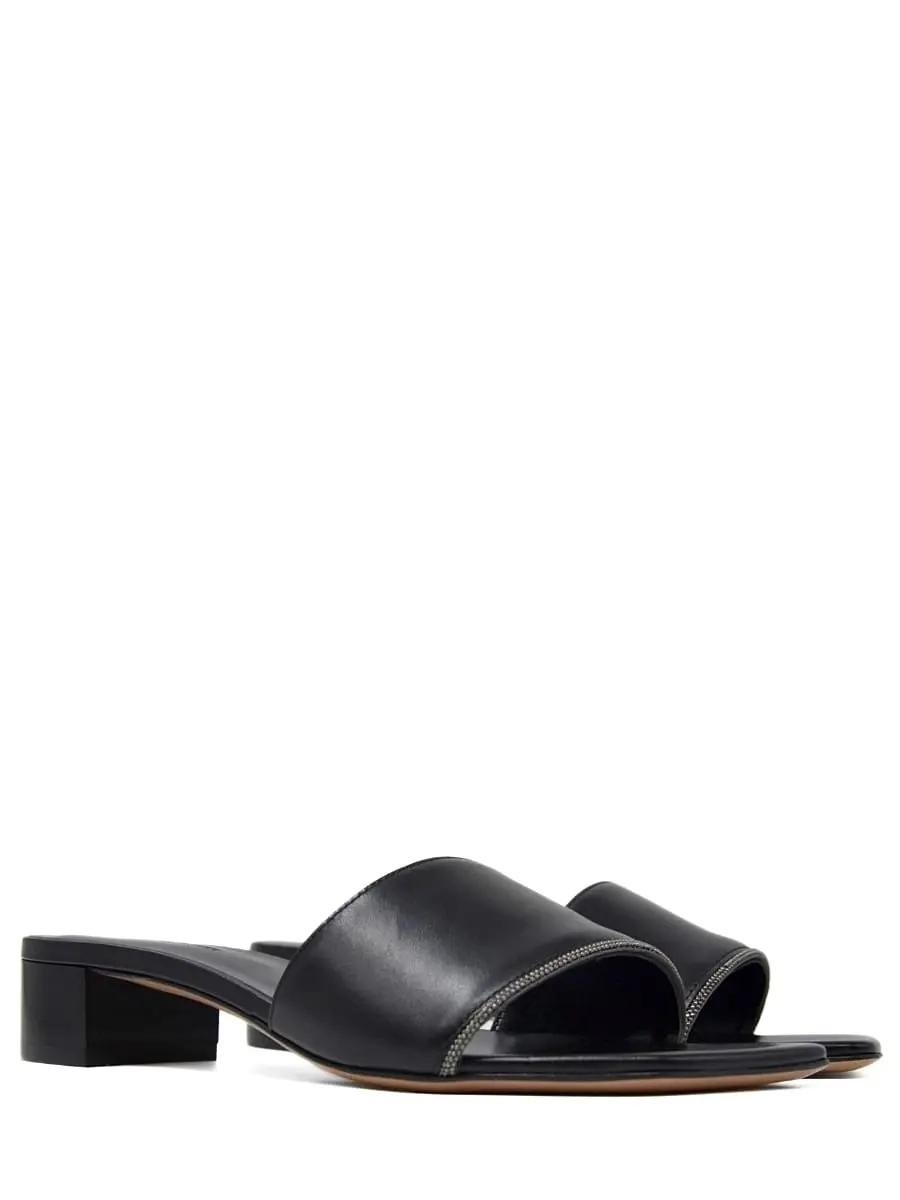 Босоножки кожаные