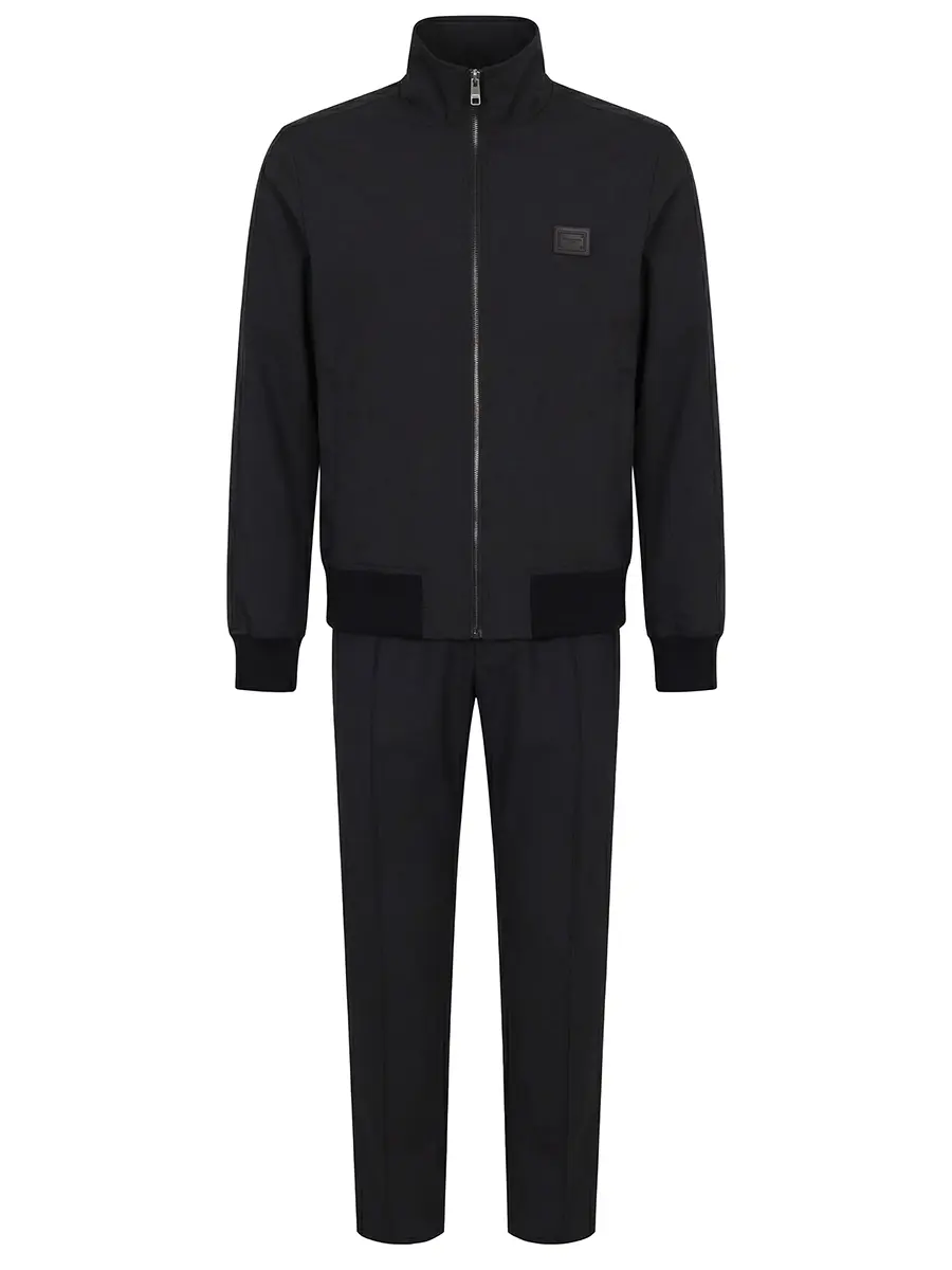 Костюм спортивный