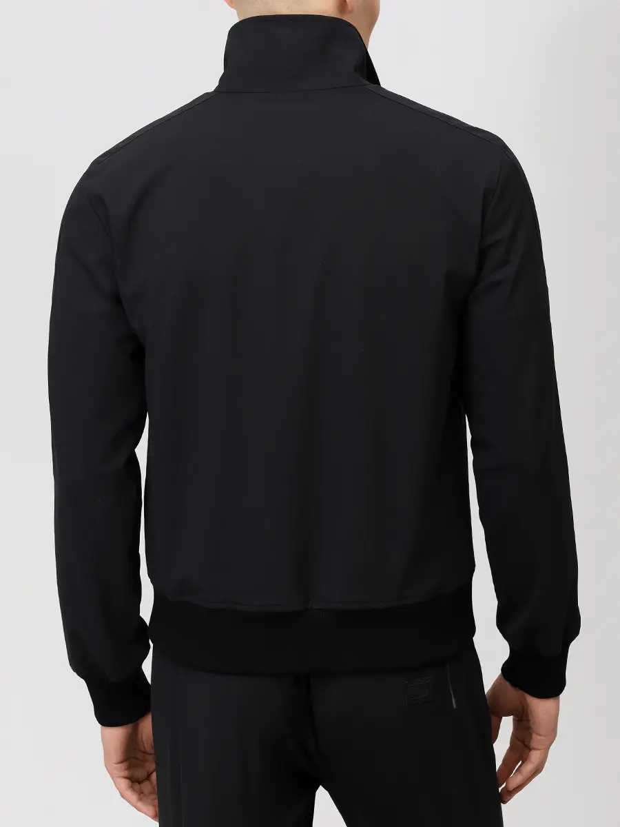 Костюм спортивный