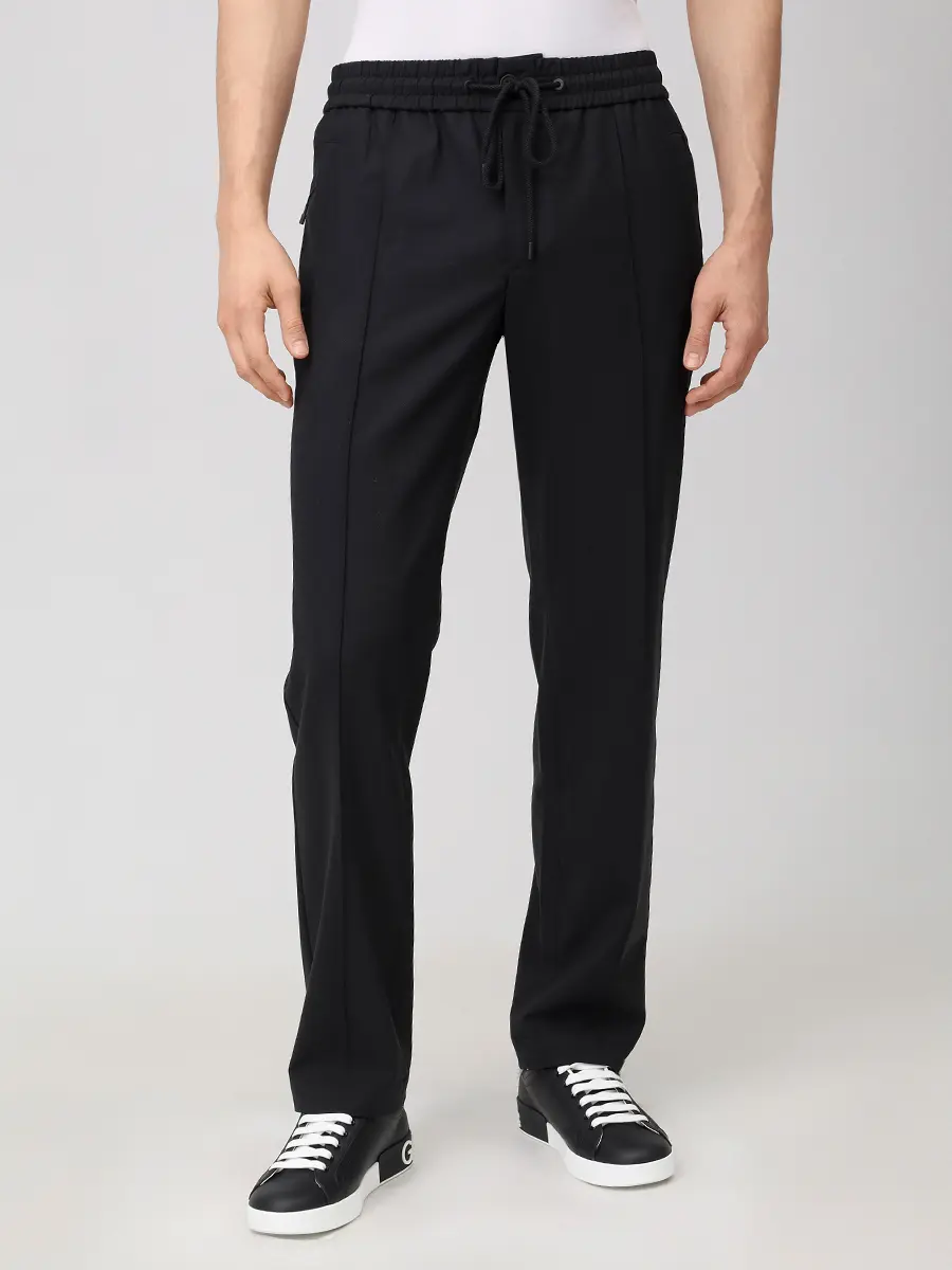 Костюм спортивный