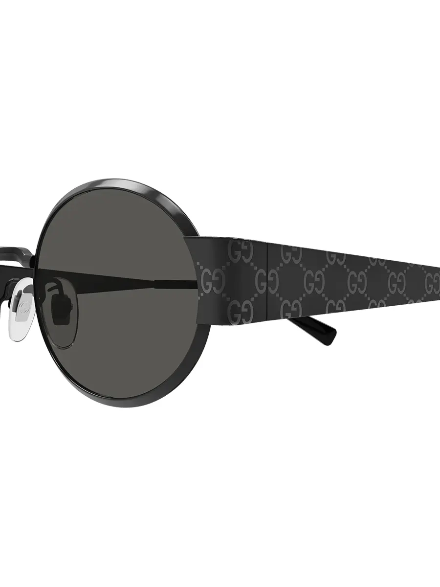 Очки солнцезащитные