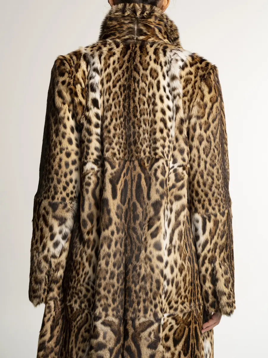 Пальто JAGUAR из меха ягуара