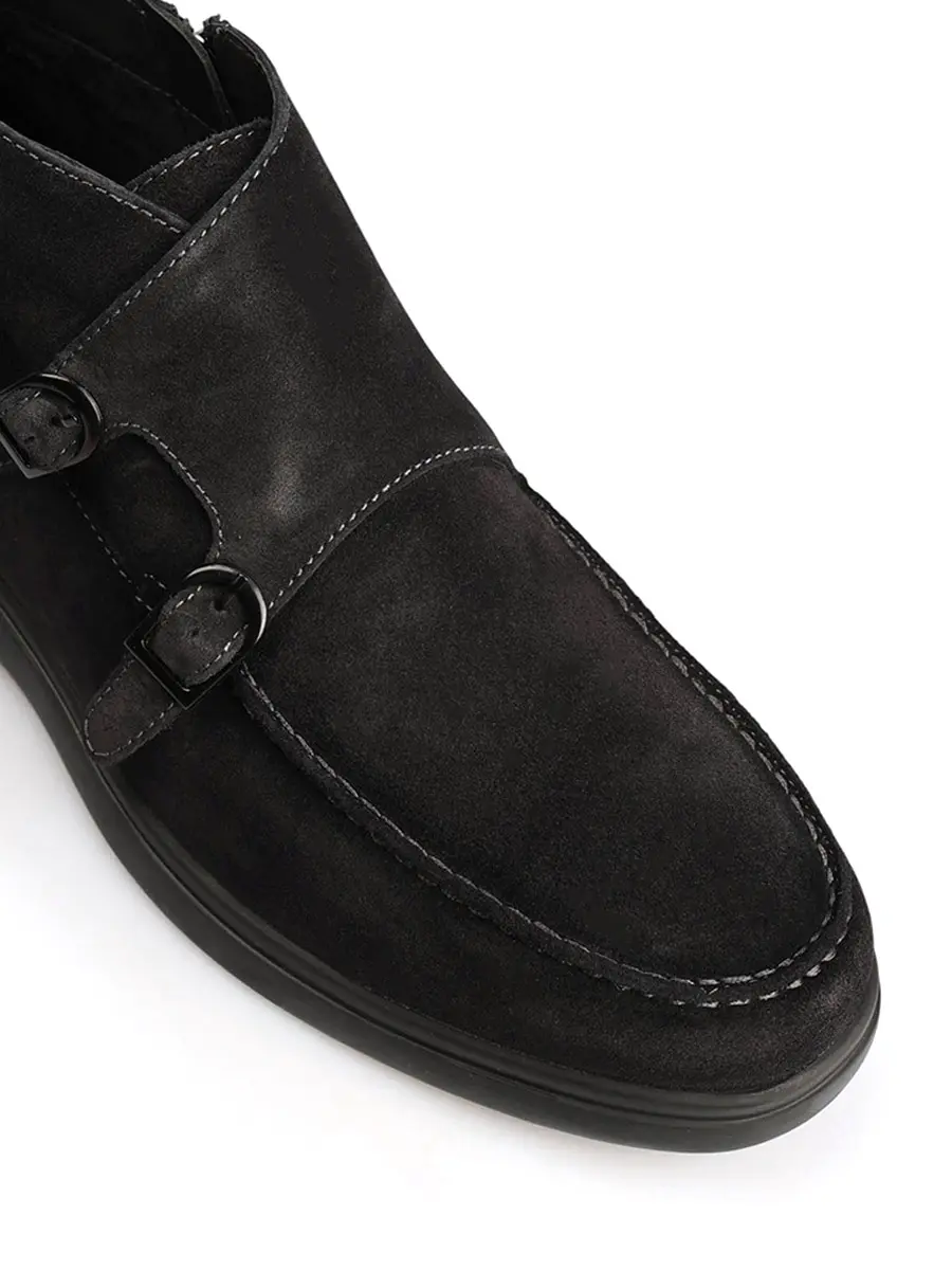 Ботинки из спилка на байке