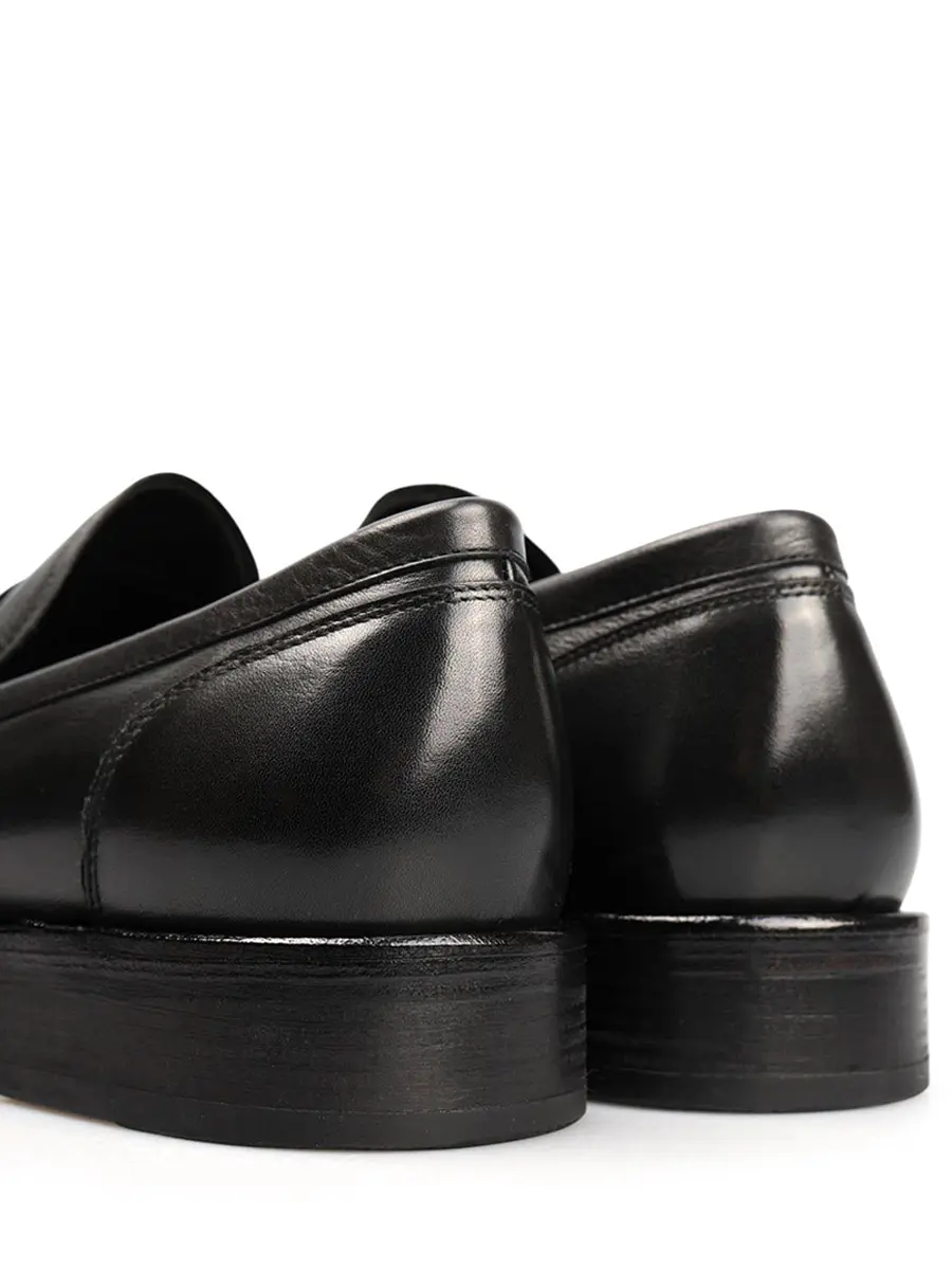 Лоферы кожаные