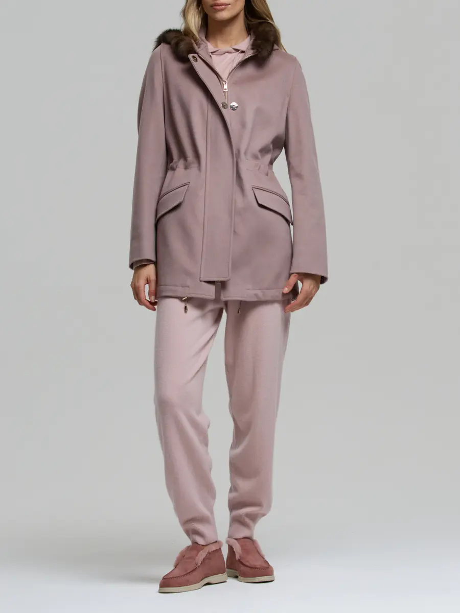 Парка с мехом соболя