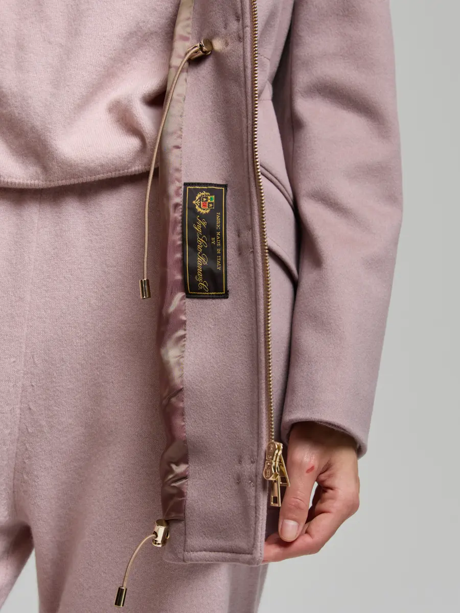 Парка с мехом соболя