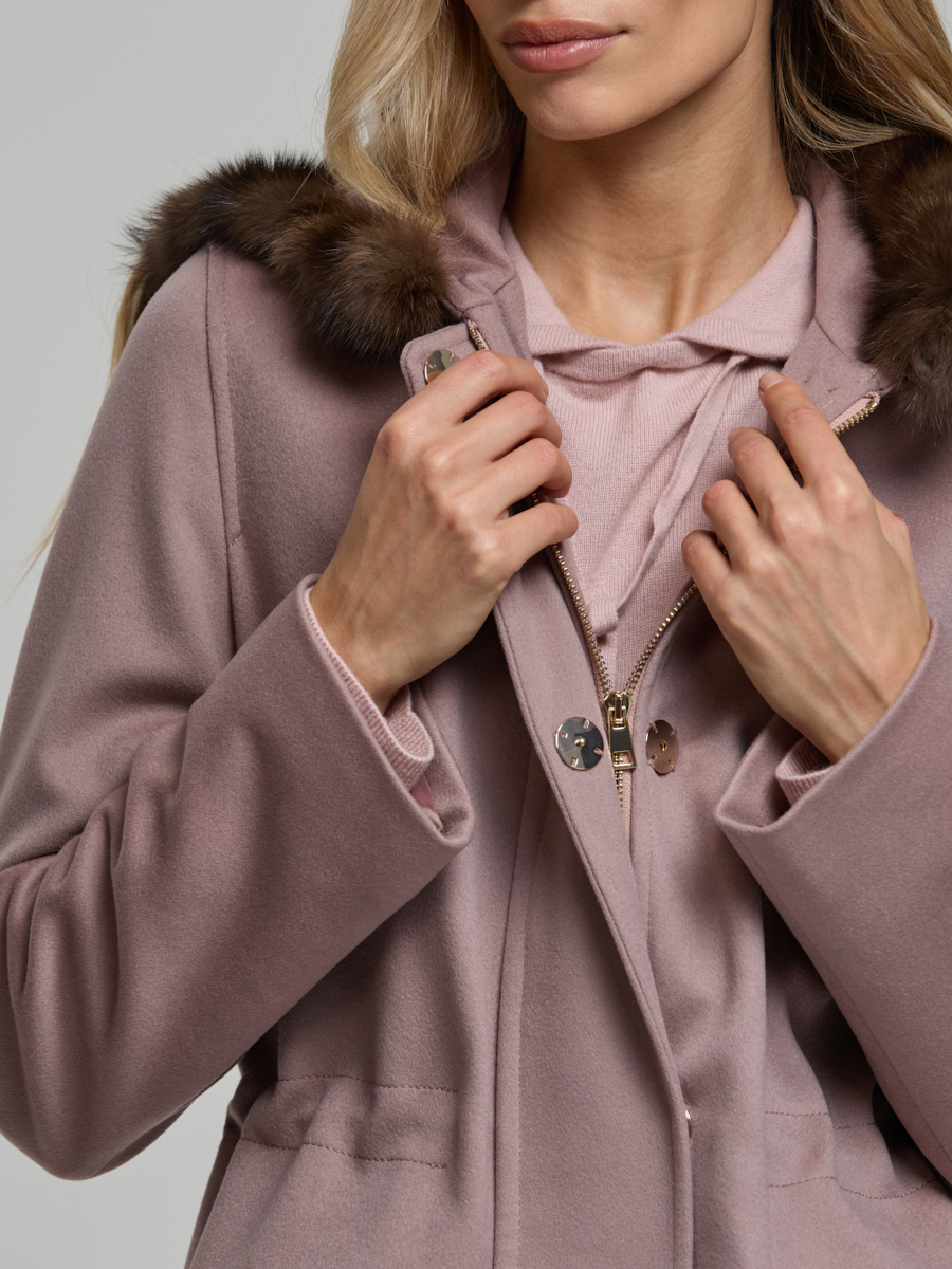 Парка с мехом соболя