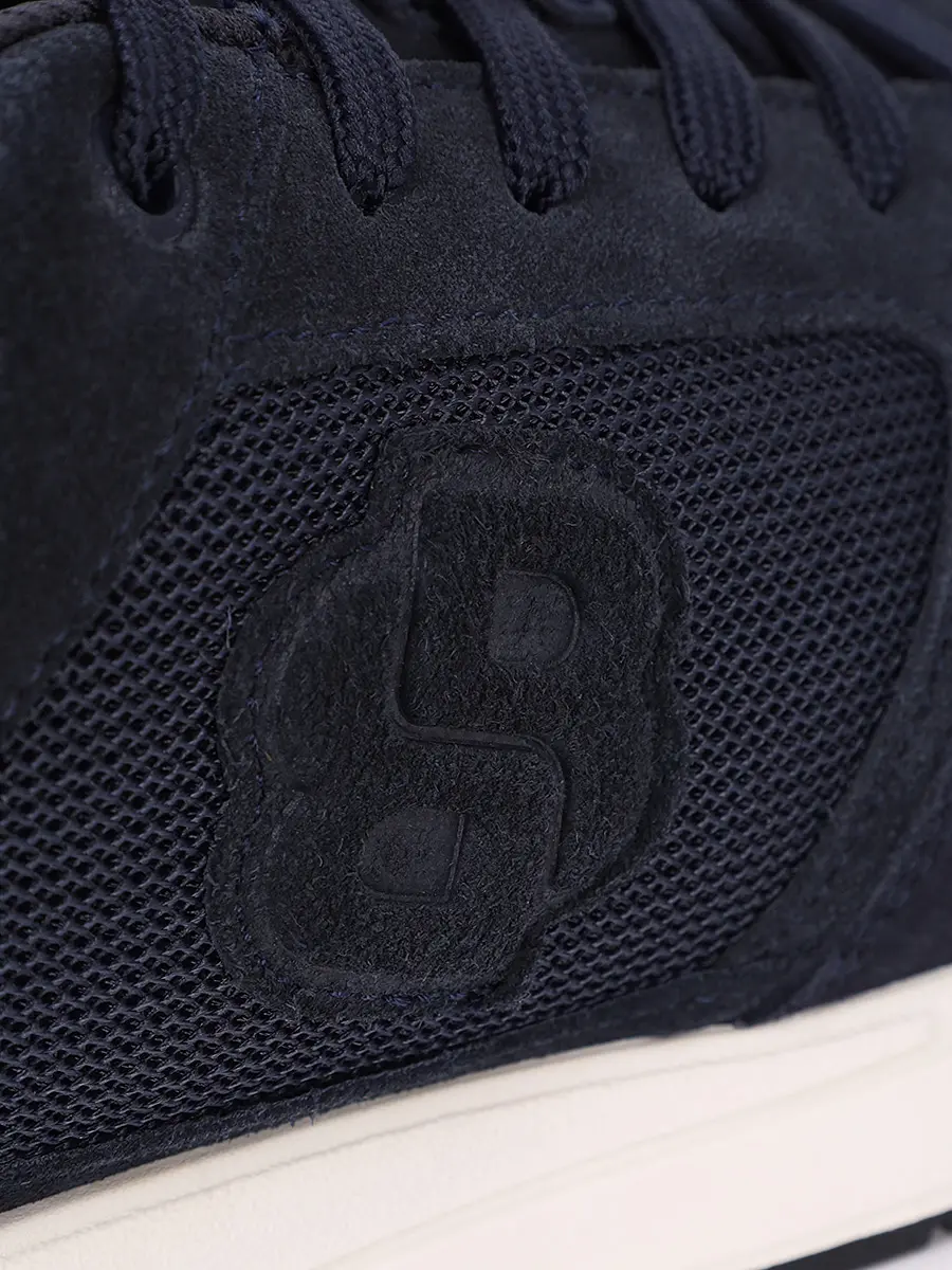 Кроссовки комбинированные