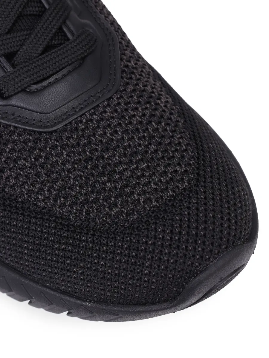 Кроссовки текстильные