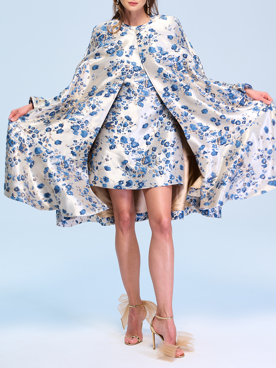 Кейп из мерцающего жаккарда