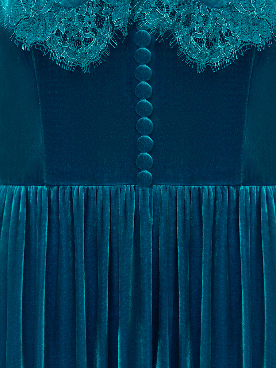 Платье бархатное