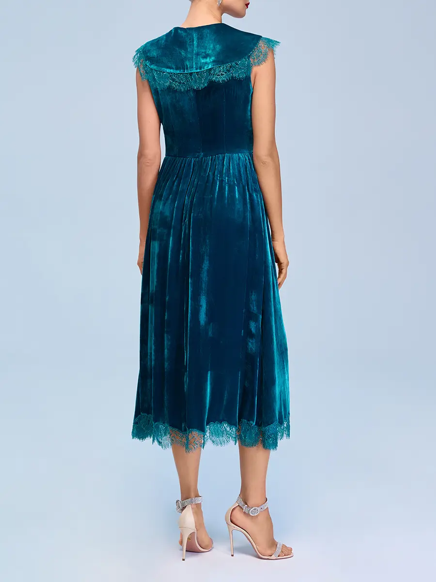 Платье бархатное