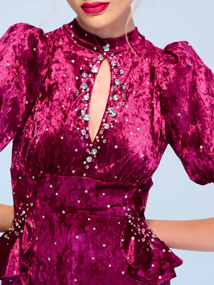 Платье бархатное