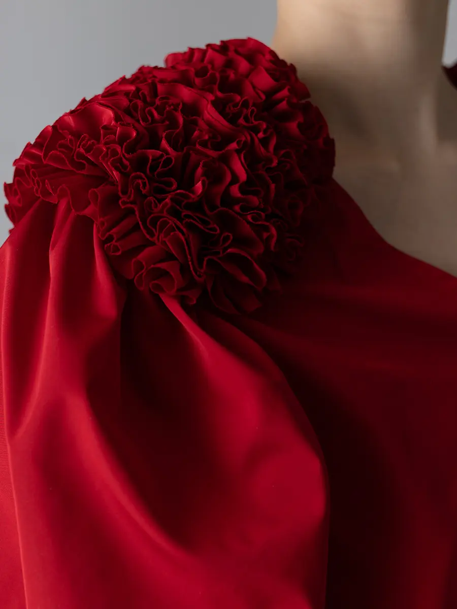 Блуза однотонная FLORA