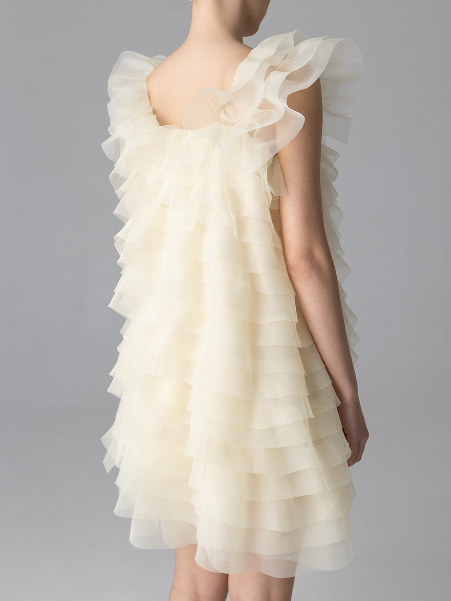 Платье из органзы