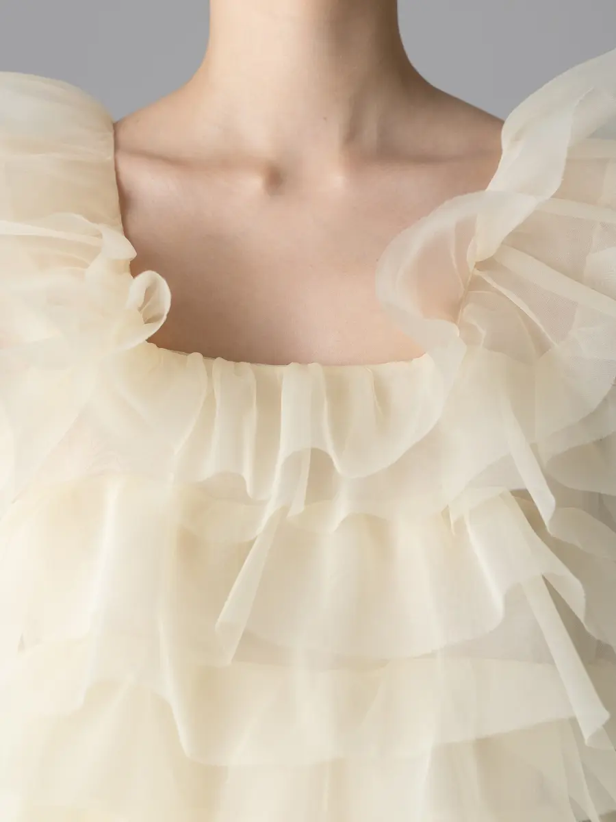 Платье из органзы