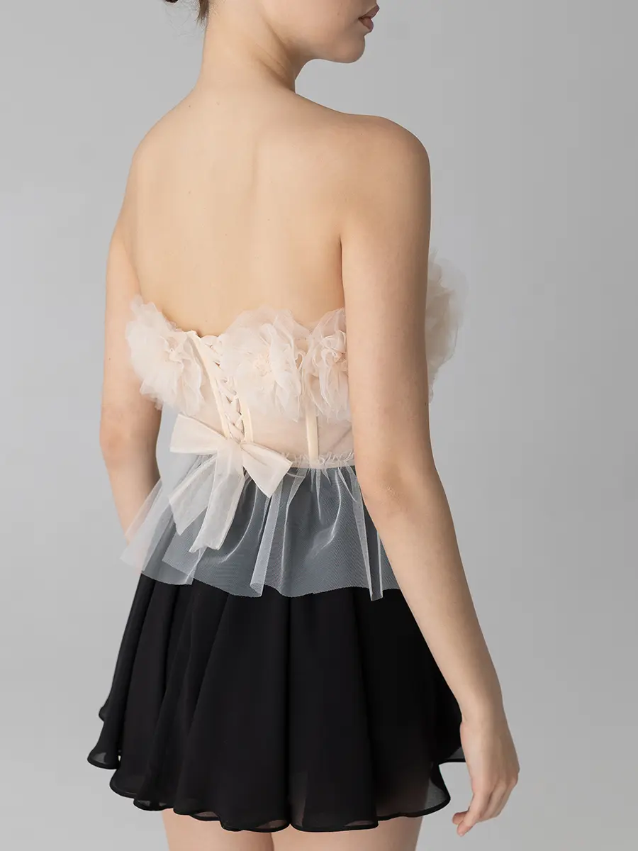 Топ с декором