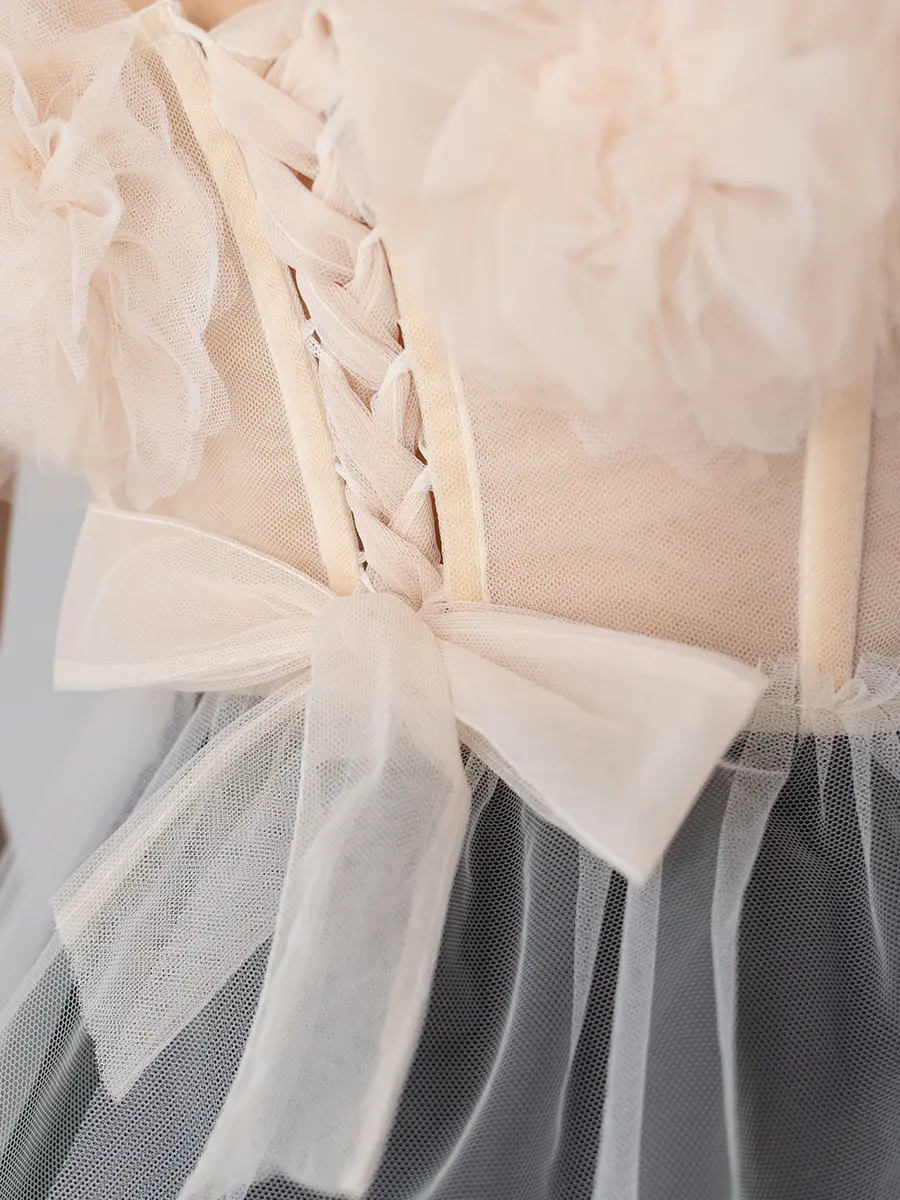 Топ с декором