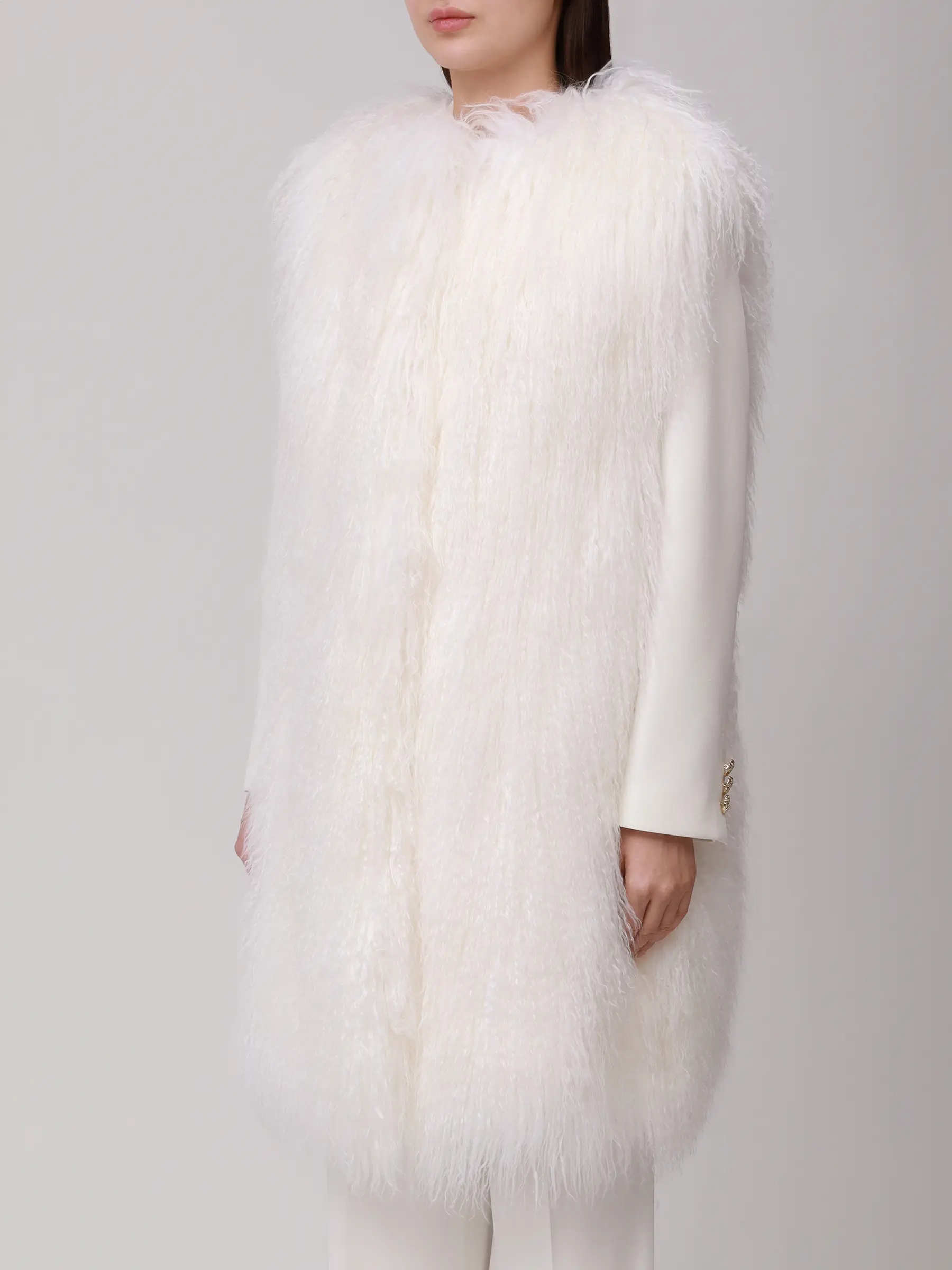 Жилет из меха ламы