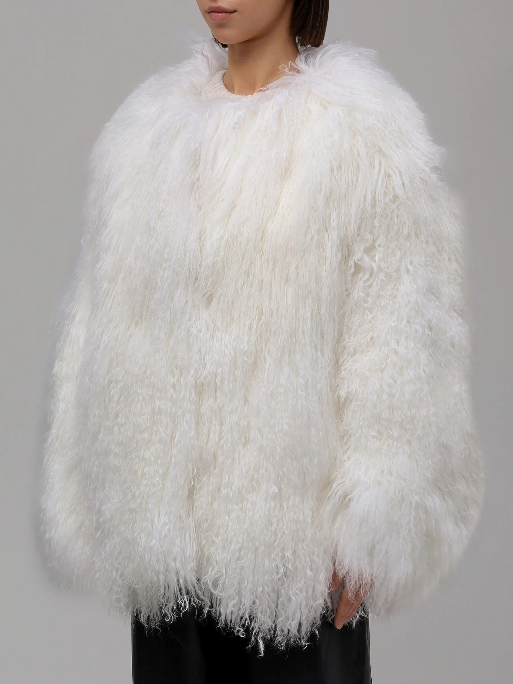 Шуба из меха ламы