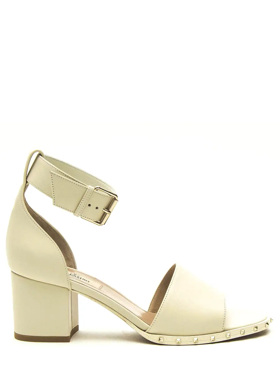 Босоножки кожаные