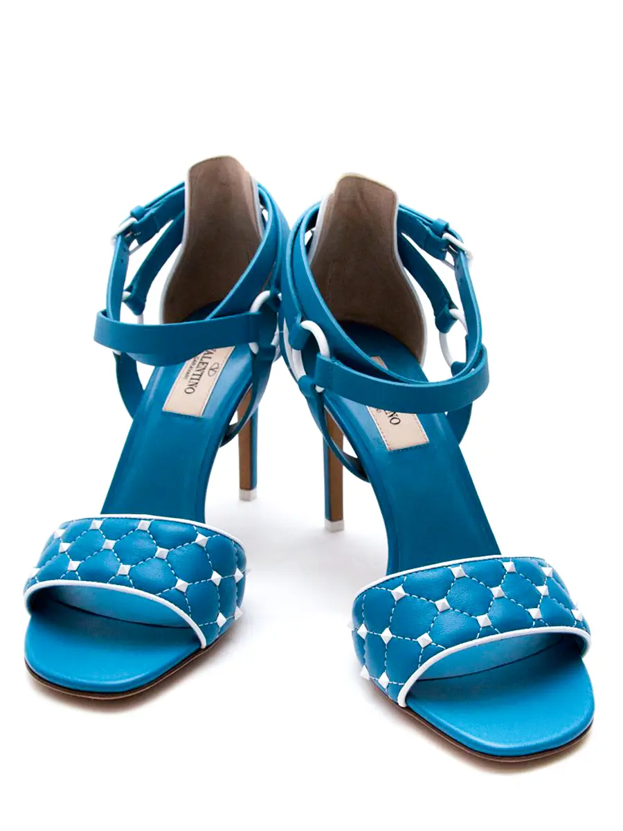 Босоножки однотонные