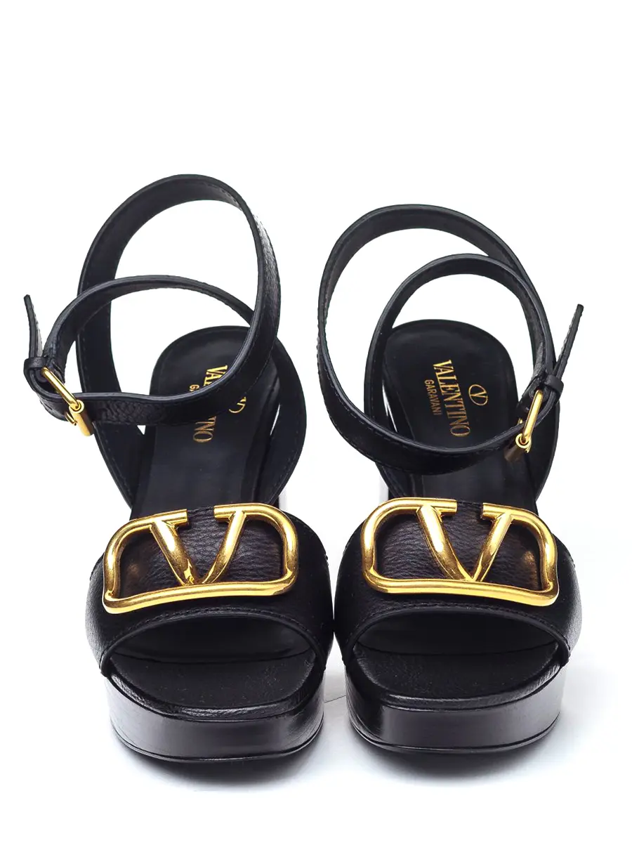 Босоножки кожаные