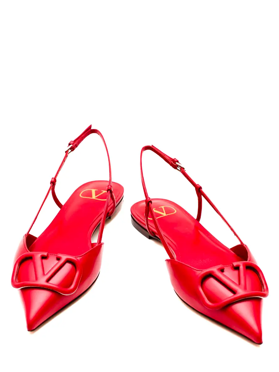 Босоножки кожаные