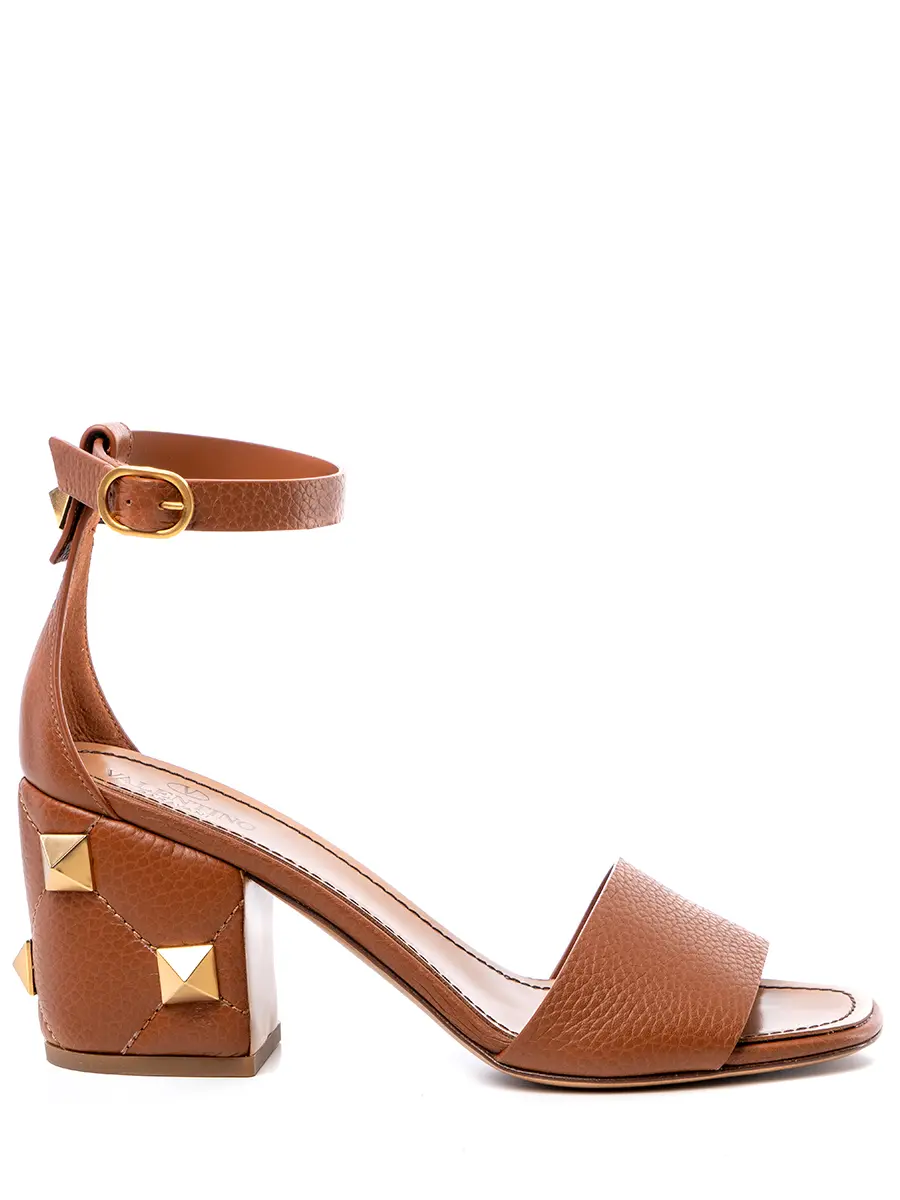 Босоножки кожаные