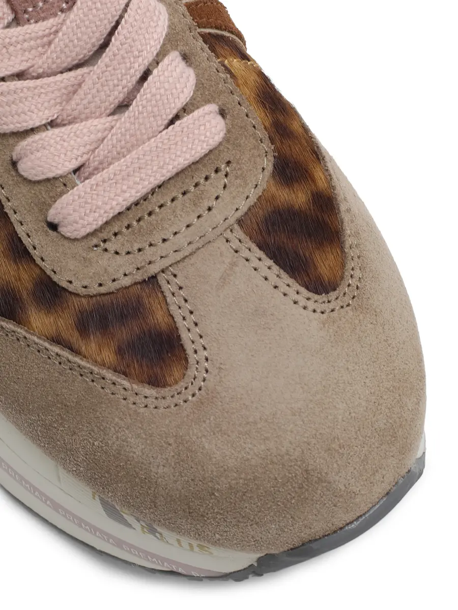 Кроссовки с принтом