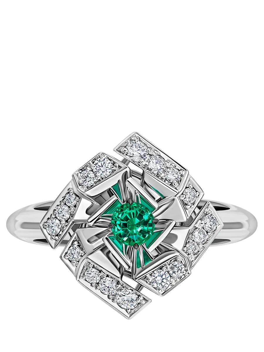 Кольцо из белого золота с изумрудом и бриллиантами
