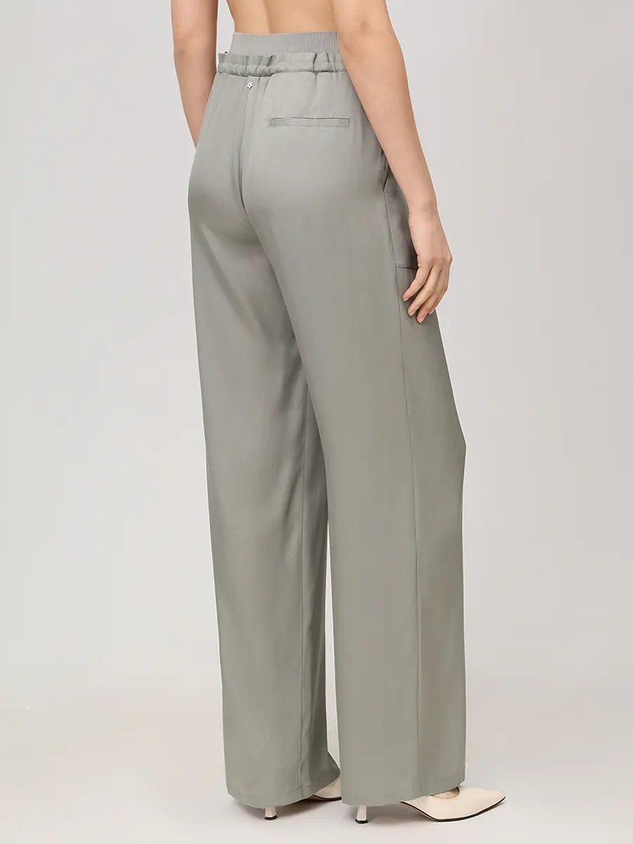 Брюки атласные