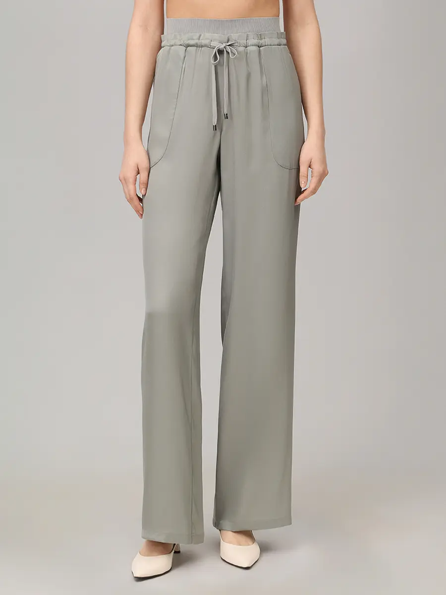 Брюки атласные