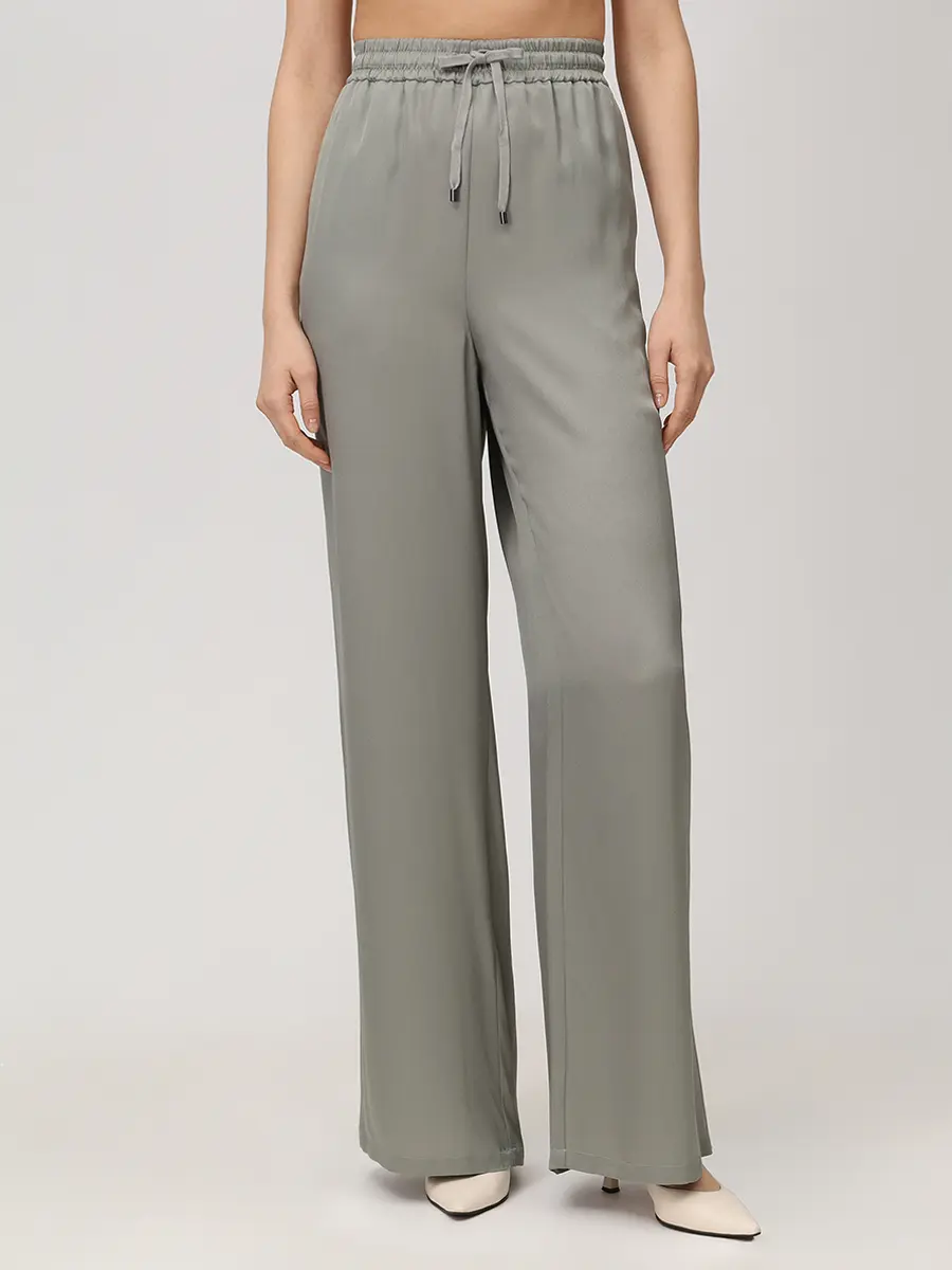 Брюки атласные