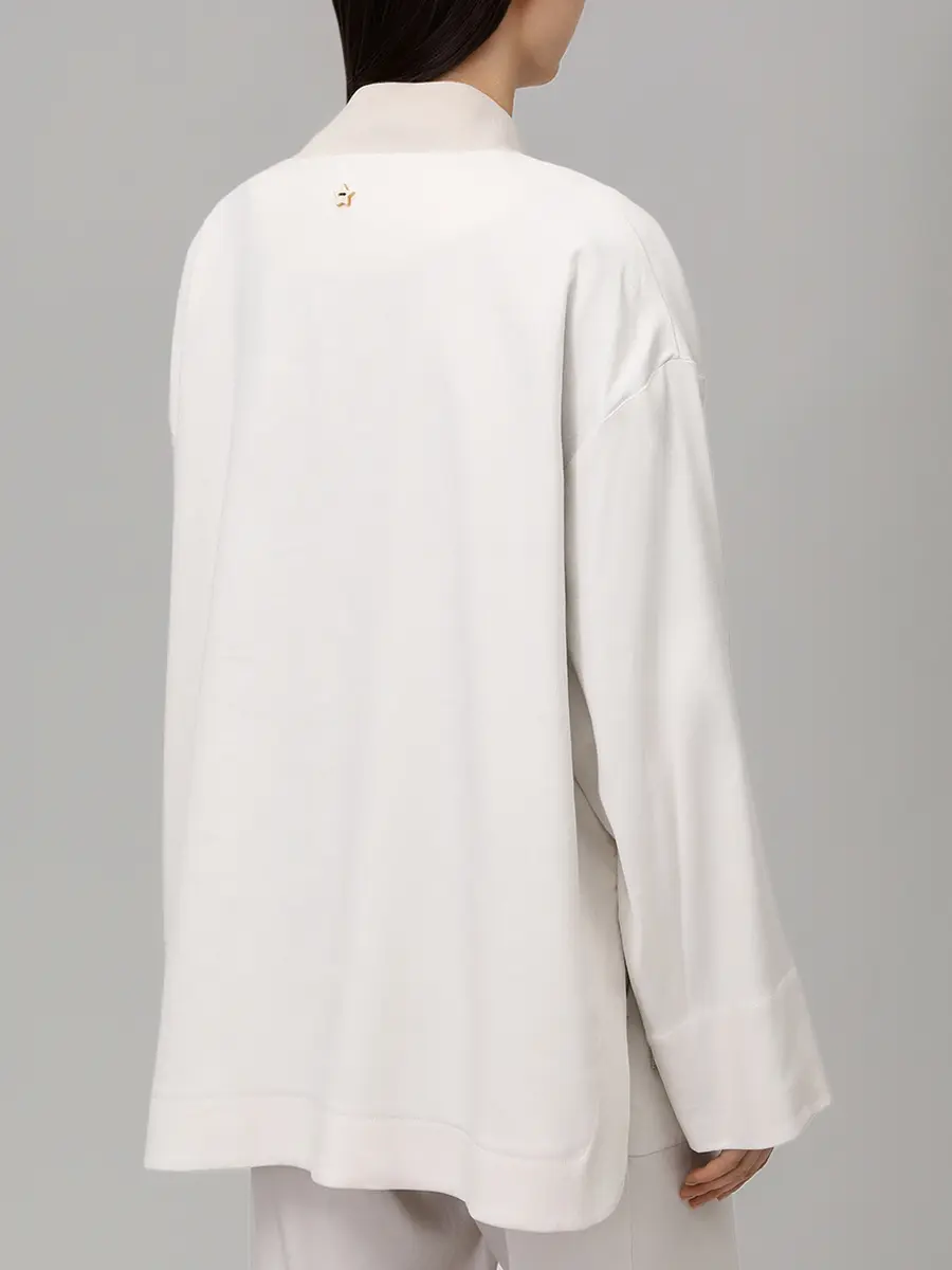 Костюм изо льна и вискозы