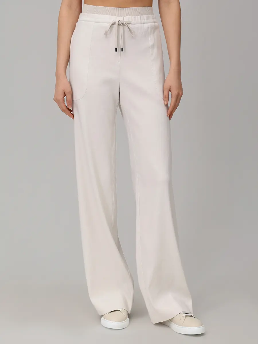 Костюм изо льна и вискозы