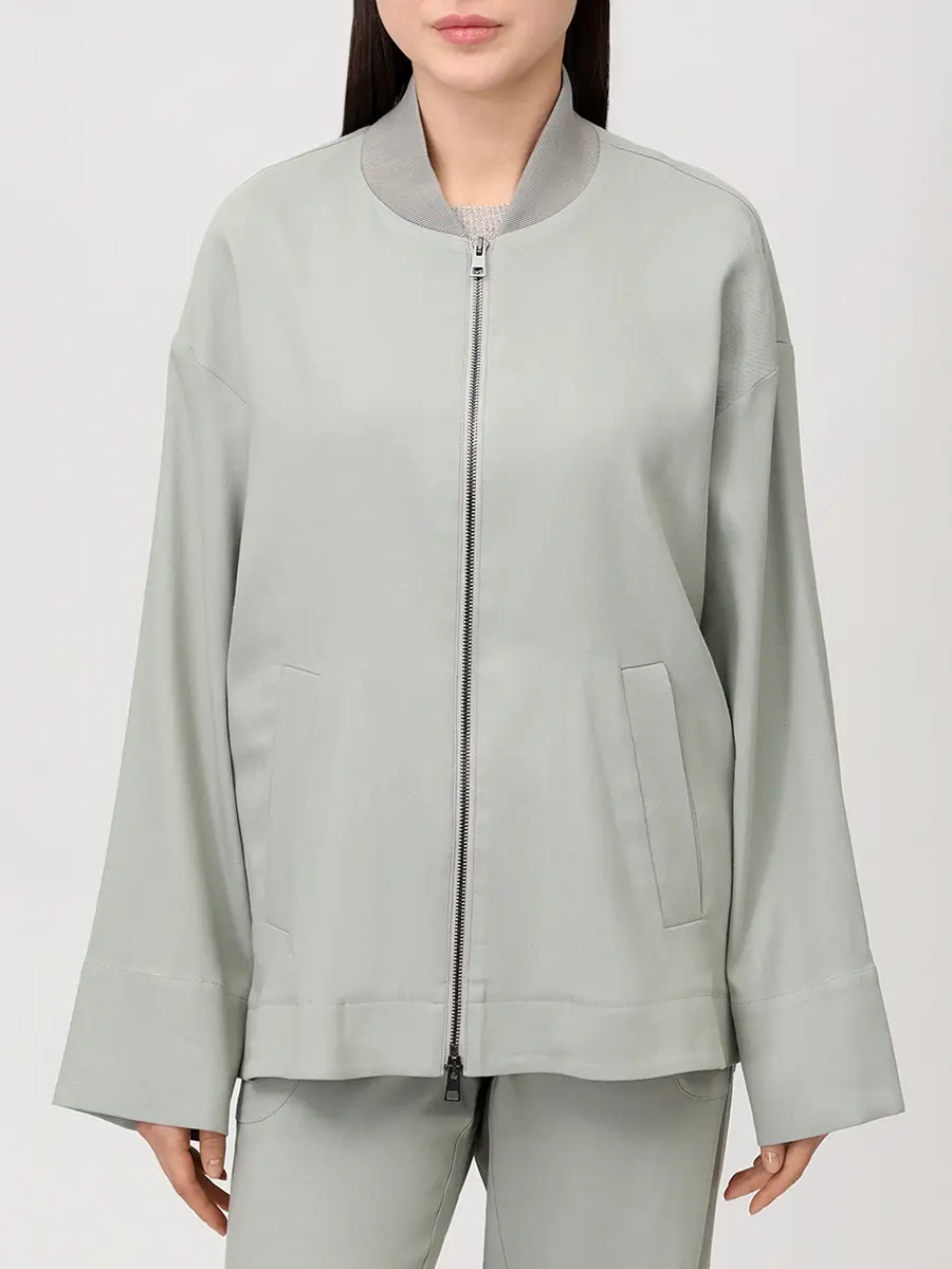 Костюм изо льна и вискозы