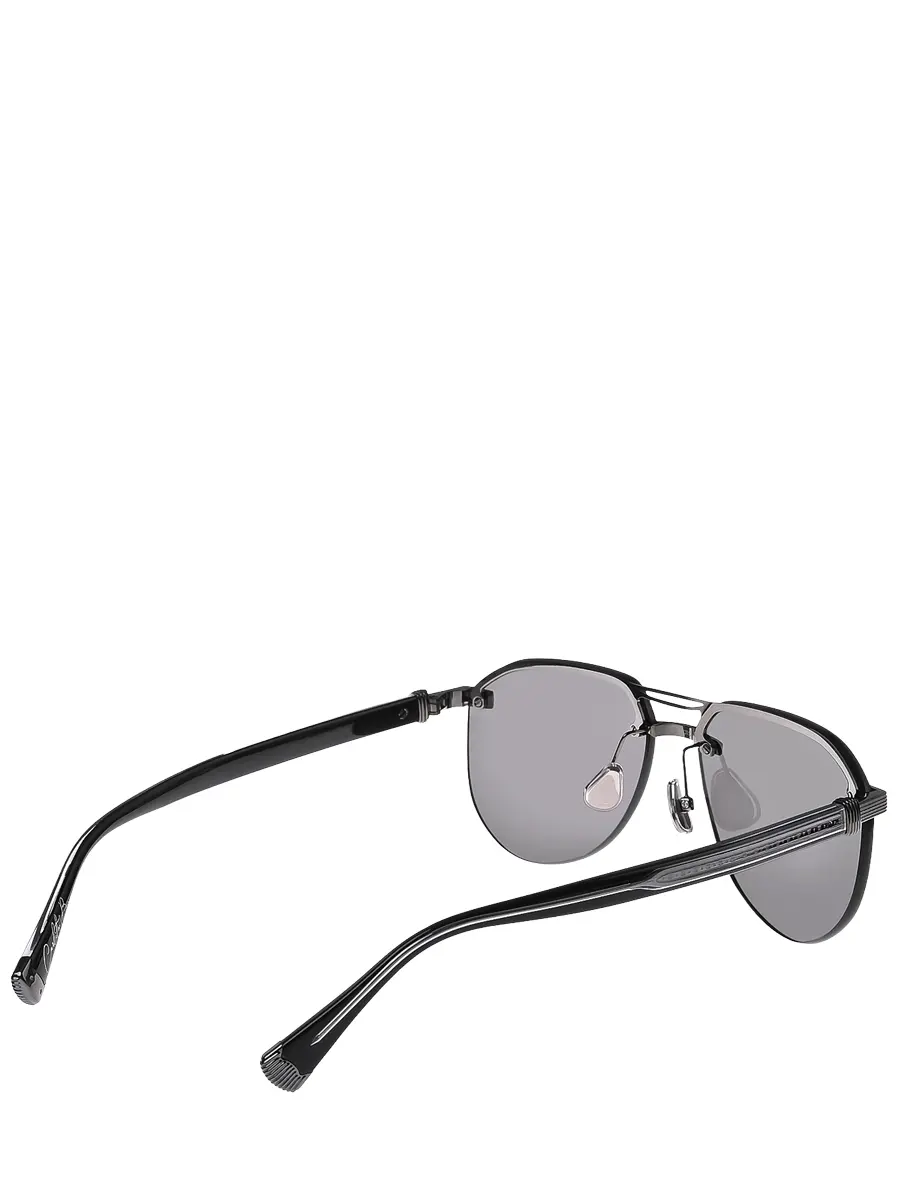 Очки солнцезащитные