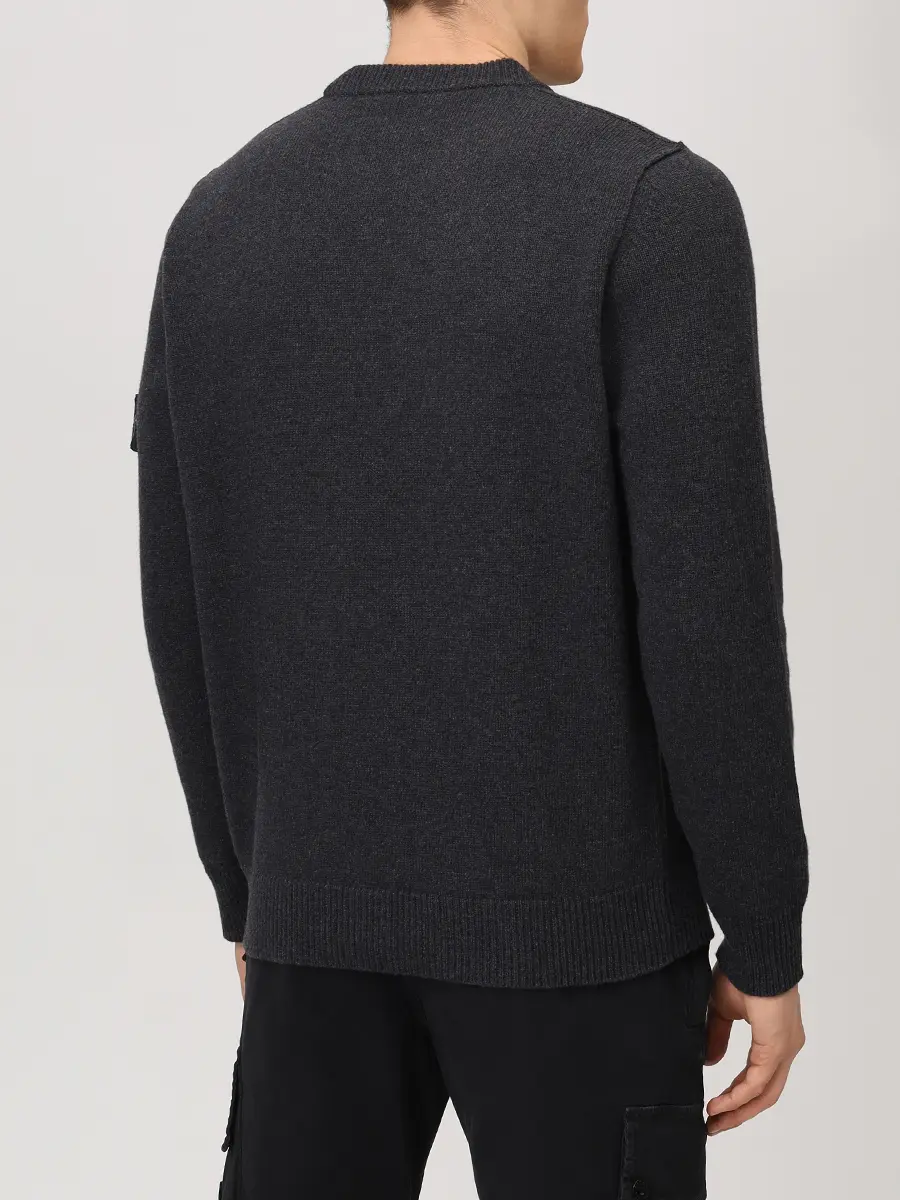 Джемпер шерстяной