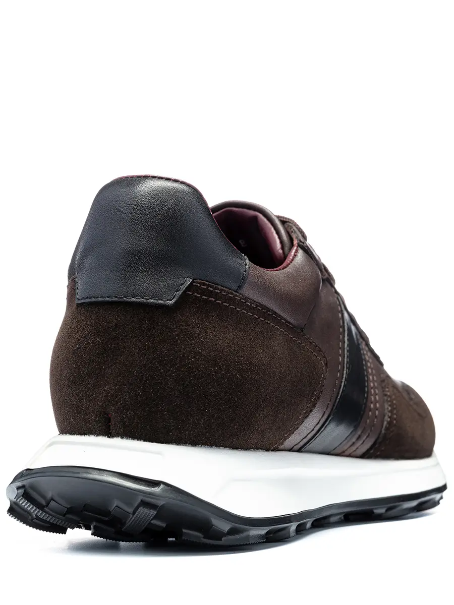 Кроссовки кожаные