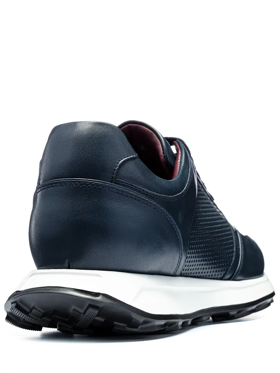 Кроссовки кожаные