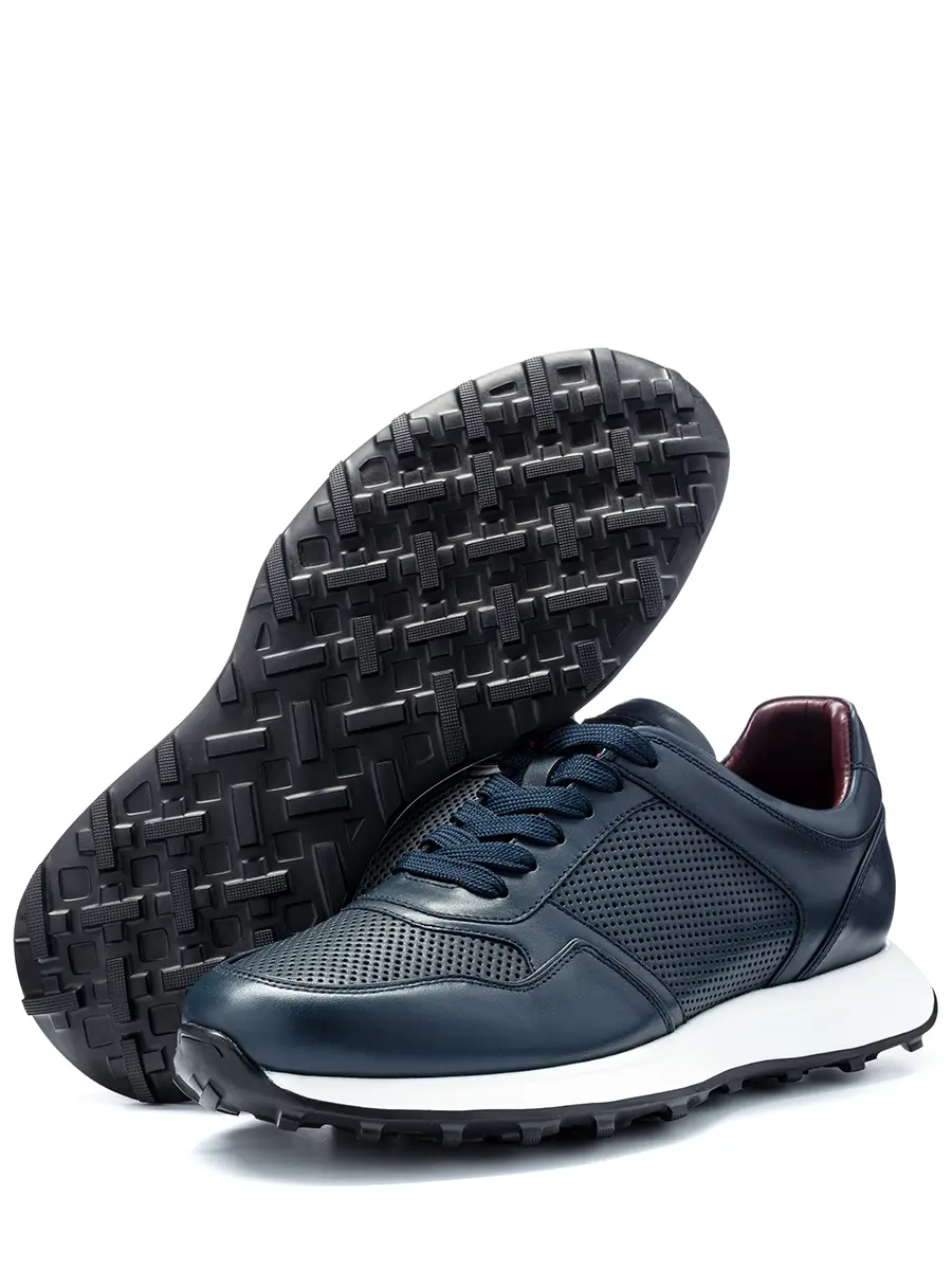 Кроссовки кожаные