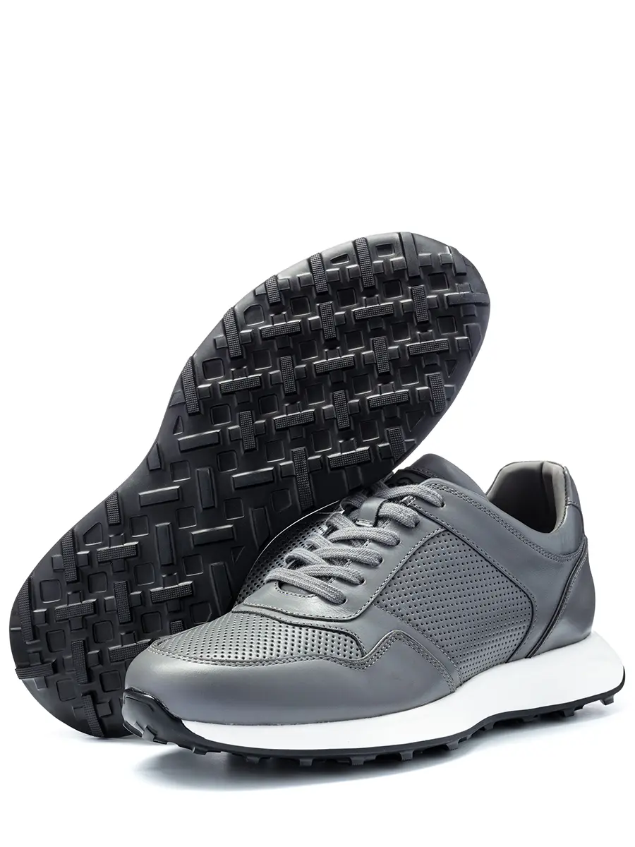 Кроссовки кожаные